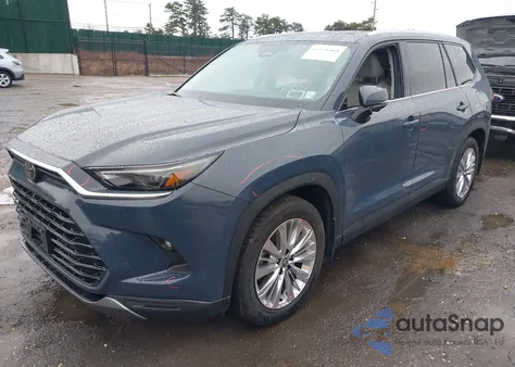 2024 Toyota Grand Highlander Platinum z USA, uszkodzony, nr VIN 5TDAAAB54RS030967